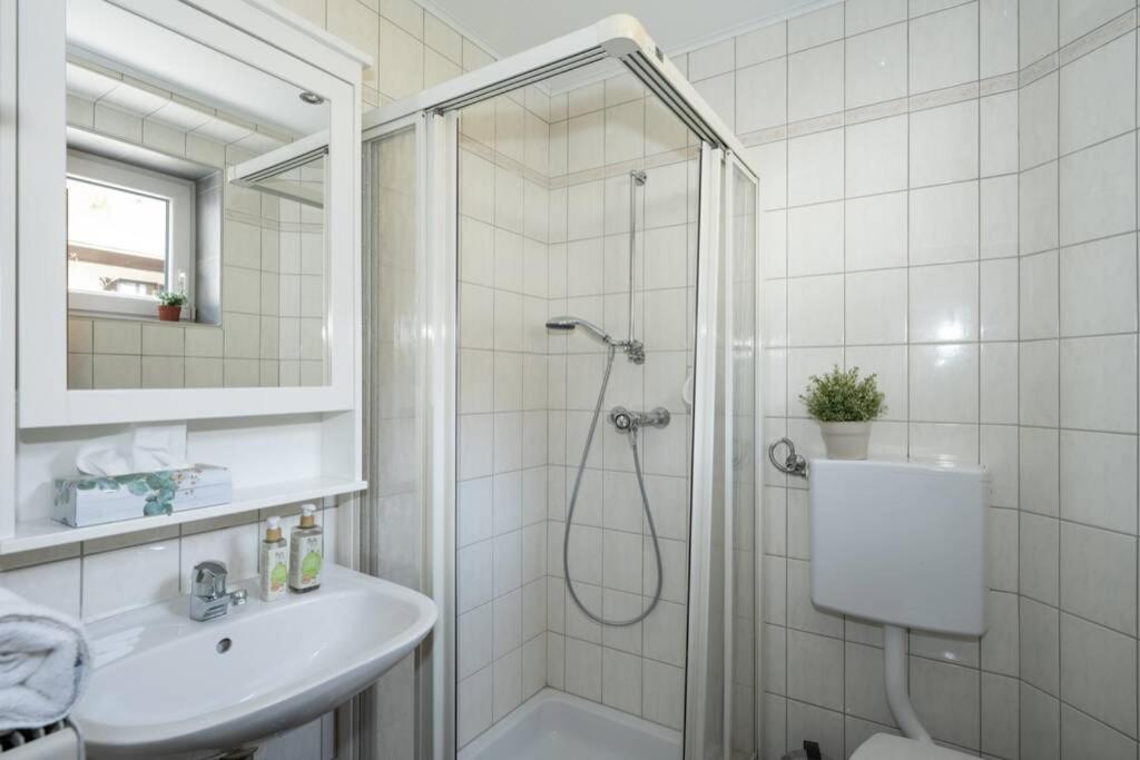 Schoenes Ferienhaus Mit Garten เพิร์ทชาค อัม เวิร์ทเทอร์ซี ภายนอก รูปภาพ